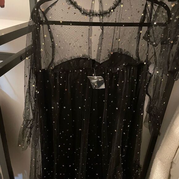 Unique and Gorgeous Star Dress - Picture 5 of 7